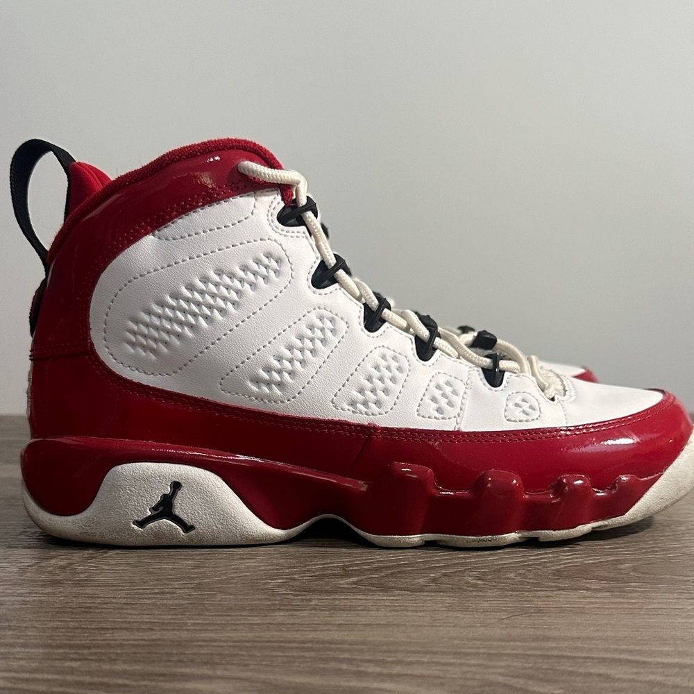 2019
Air Jordan 9 Retro BG 'Gym Red'